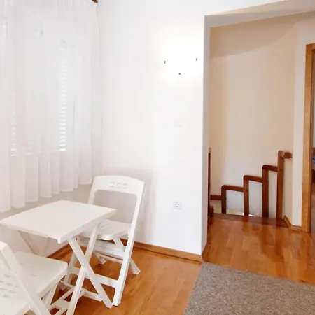 Apartments With Parking Space Vantacici, Krk - 5425 Διαμέρισμα